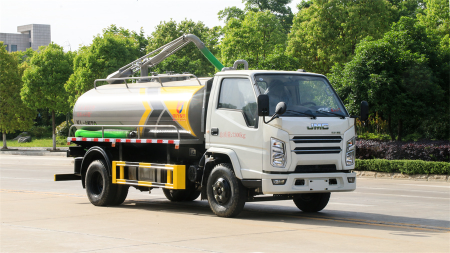 5噸吸糞車-程力江鈴順達(dá)5方吸糞車化糞池處理車廠家價格