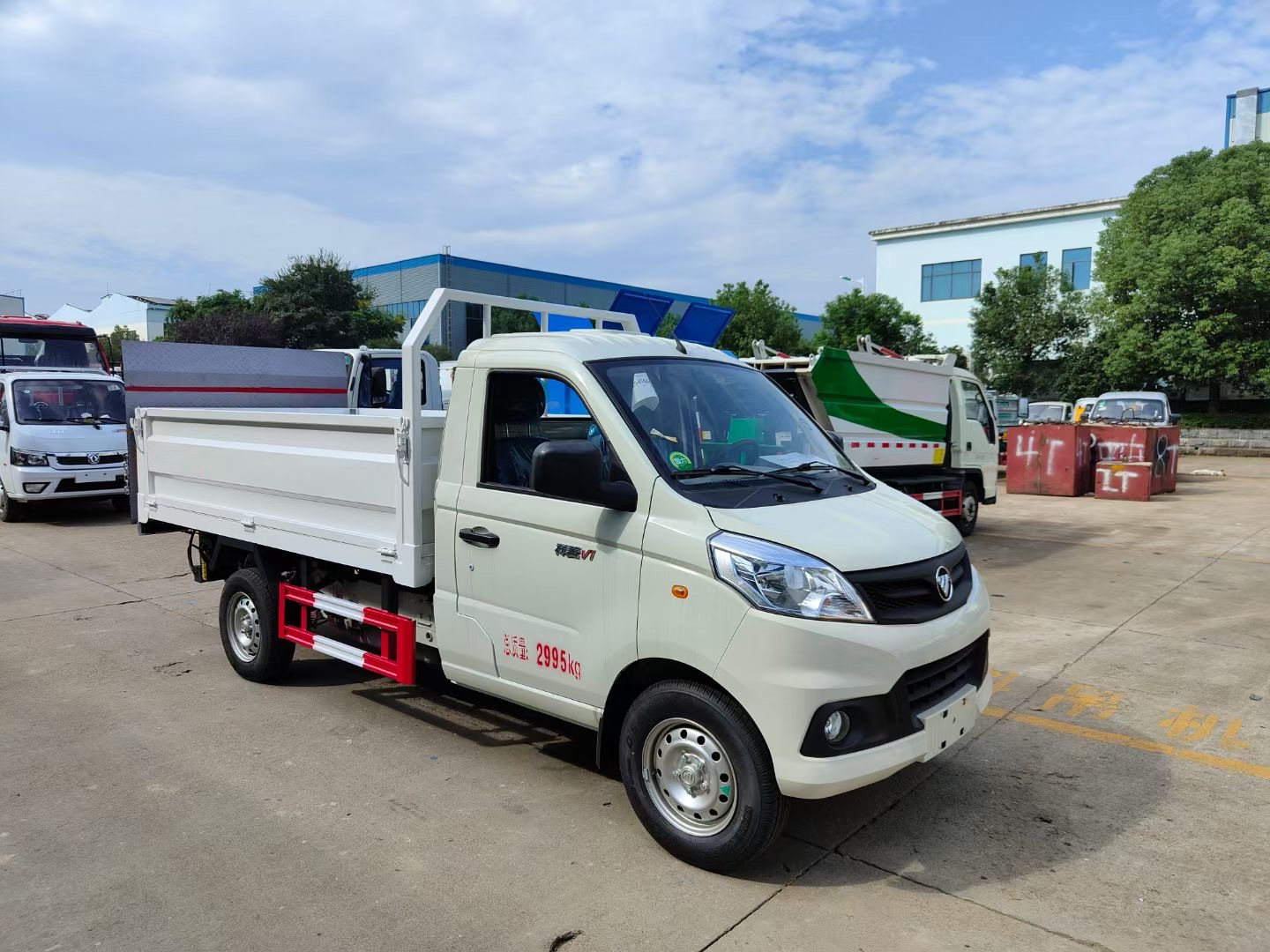 福田桶裝運輸車-福田桶裝垃圾運輸車裝藍(lán)牌桶裝車價格